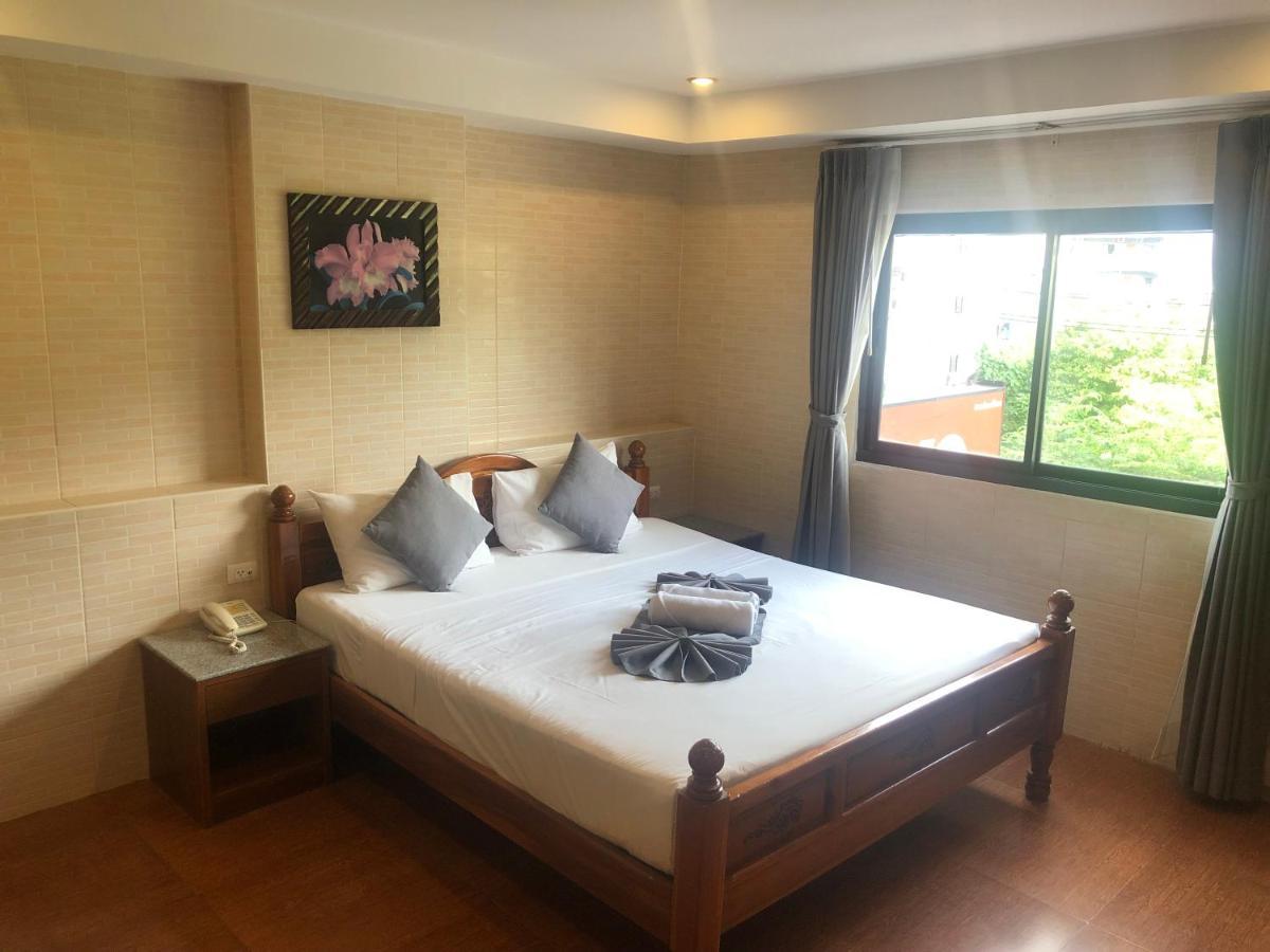 Patong Dynasty Hotel New Management Екстер'єр фото