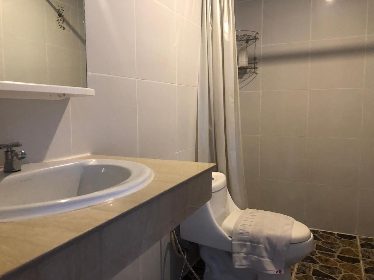 Patong Dynasty Hotel New Management Екстер'єр фото