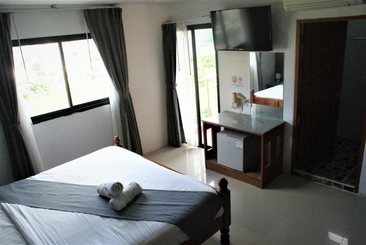 Patong Dynasty Hotel New Management Екстер'єр фото